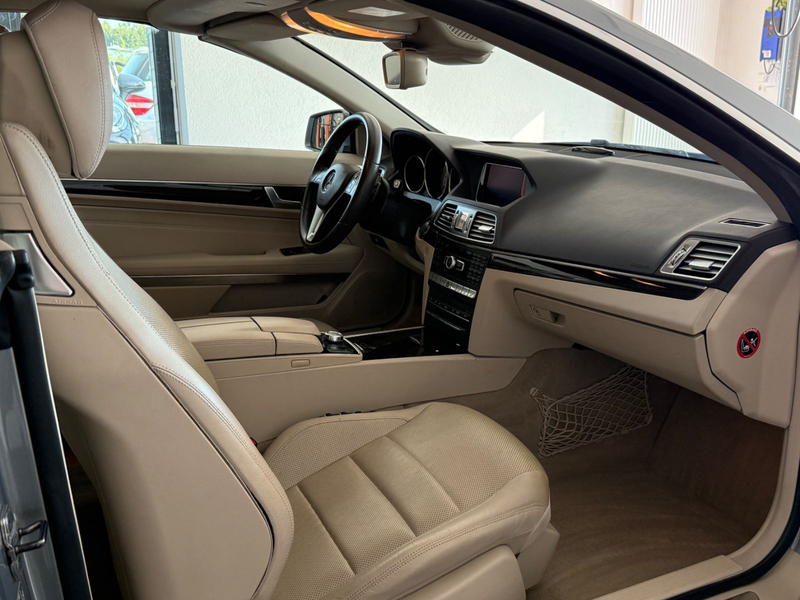 Mercedes-Benz E 350 BlueTec / d Cabrio — photo 12