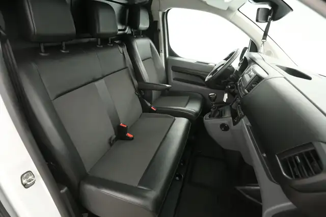 Opel Vivaro view 10