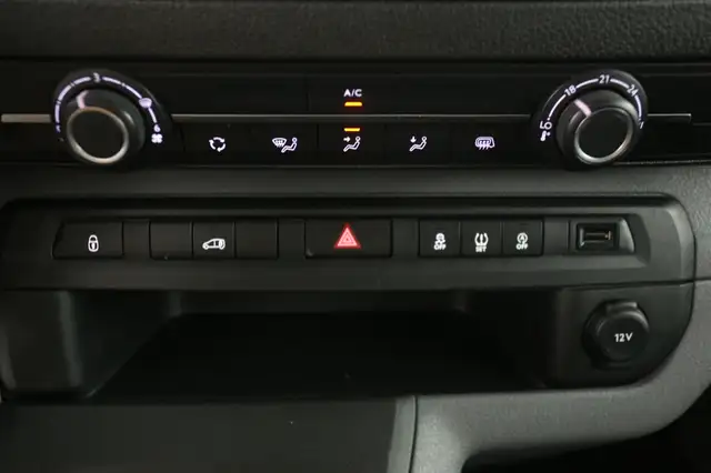 Opel Vivaro view 14
