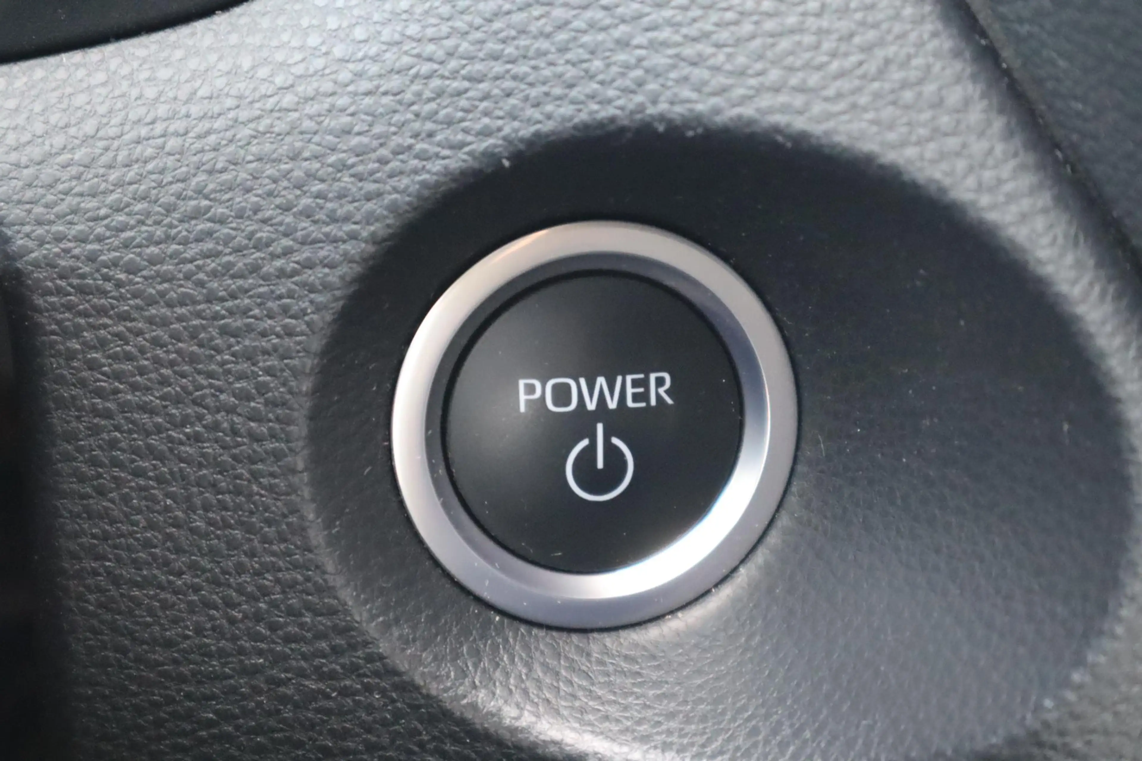 Toyota Corolla Cross 2.0 HYBRID FIRST EDITION NL-AUTO AFN-TREKHAAK BLIN — photo 30