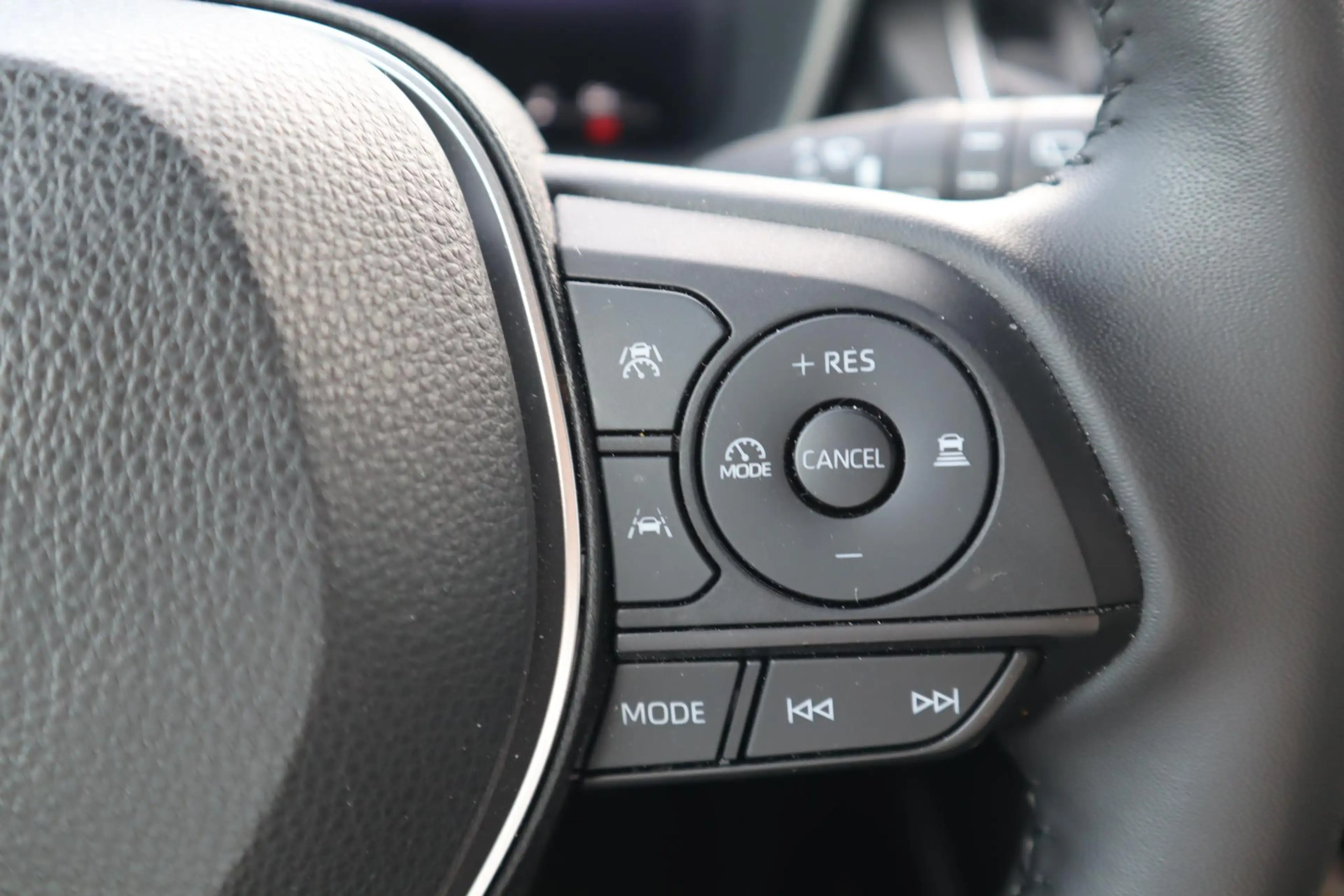 Toyota Corolla Cross 2.0 HYBRID FIRST EDITION NL-AUTO AFN-TREKHAAK BLIN — photo 27