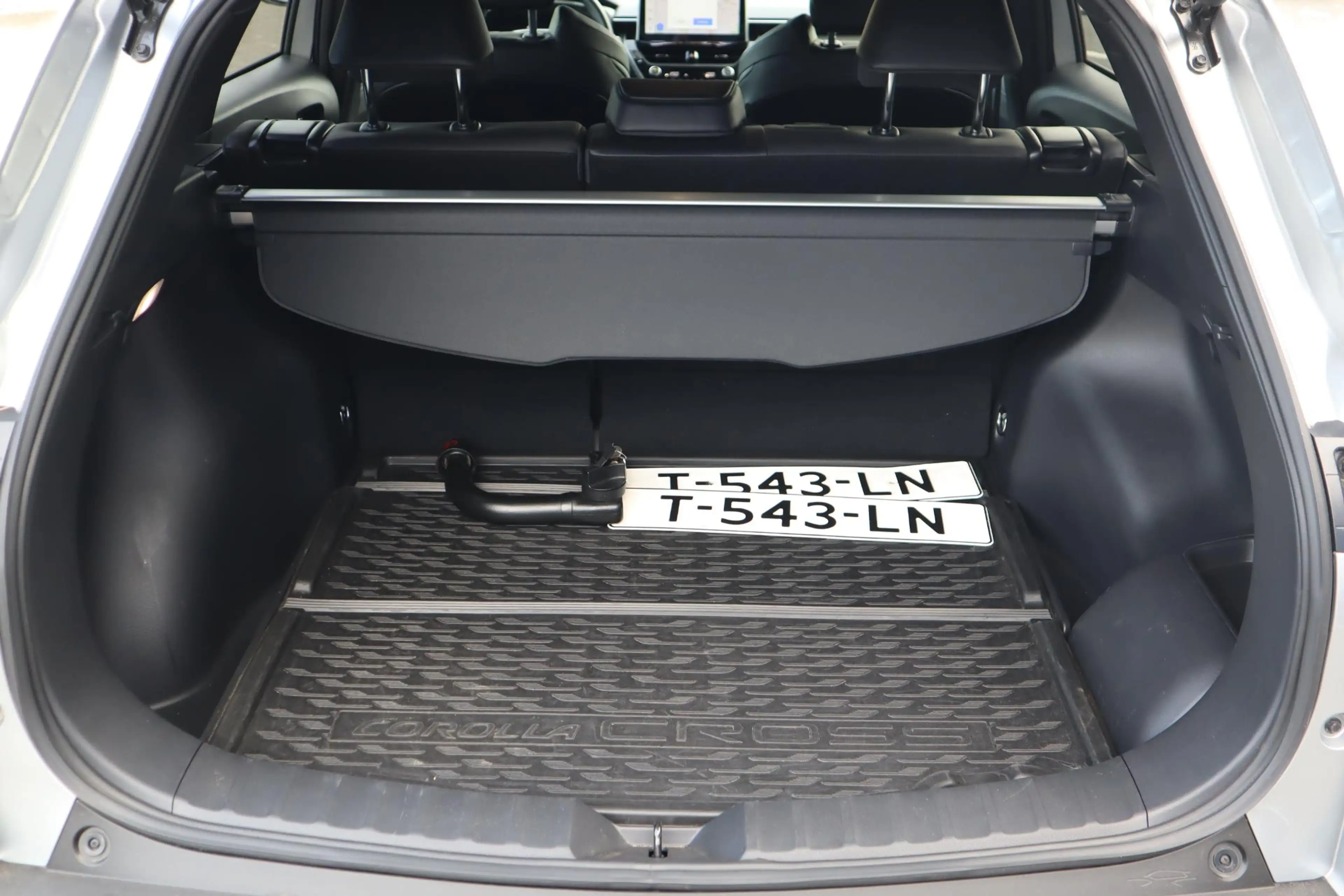 Toyota Corolla Cross 2.0 HYBRID FIRST EDITION NL-AUTO AFN-TREKHAAK BLIN — photo 6