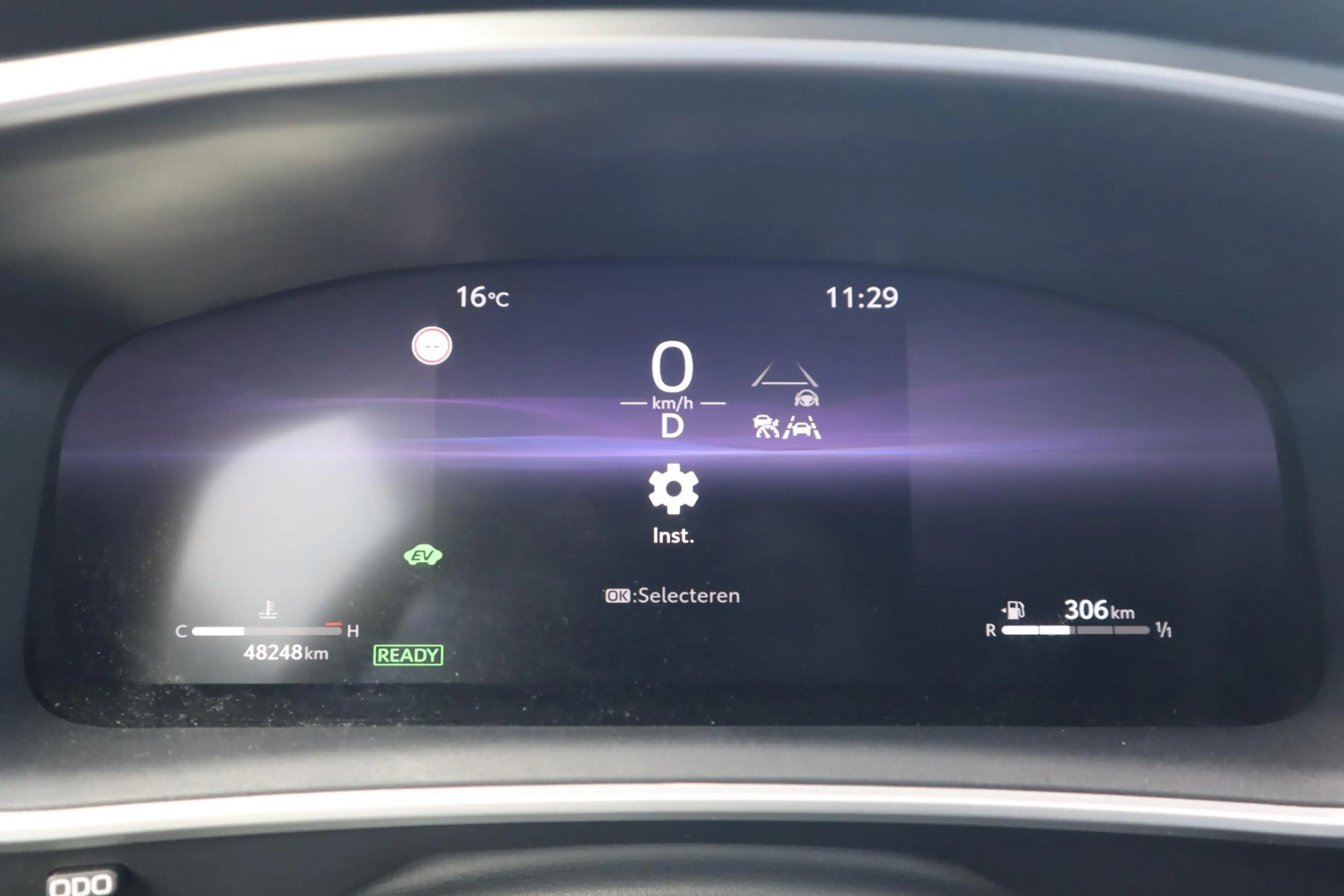 Toyota Corolla Cross 2.0 HYBRID FIRST EDITION NL-AUTO AFN-TREKHAAK BLIN — photo 31