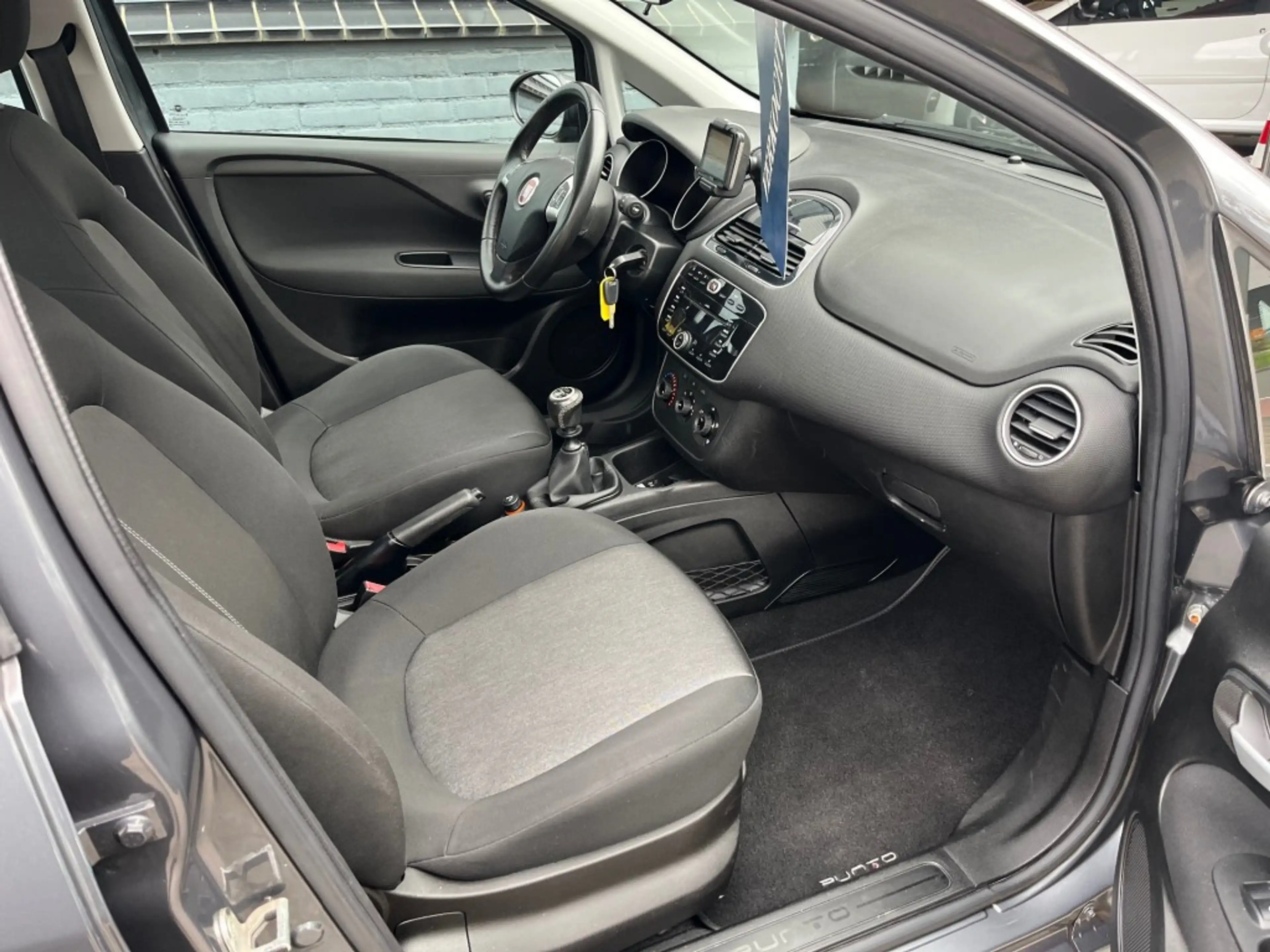Fiat Punto 0.9 TWINAIR STREET — photo 11
