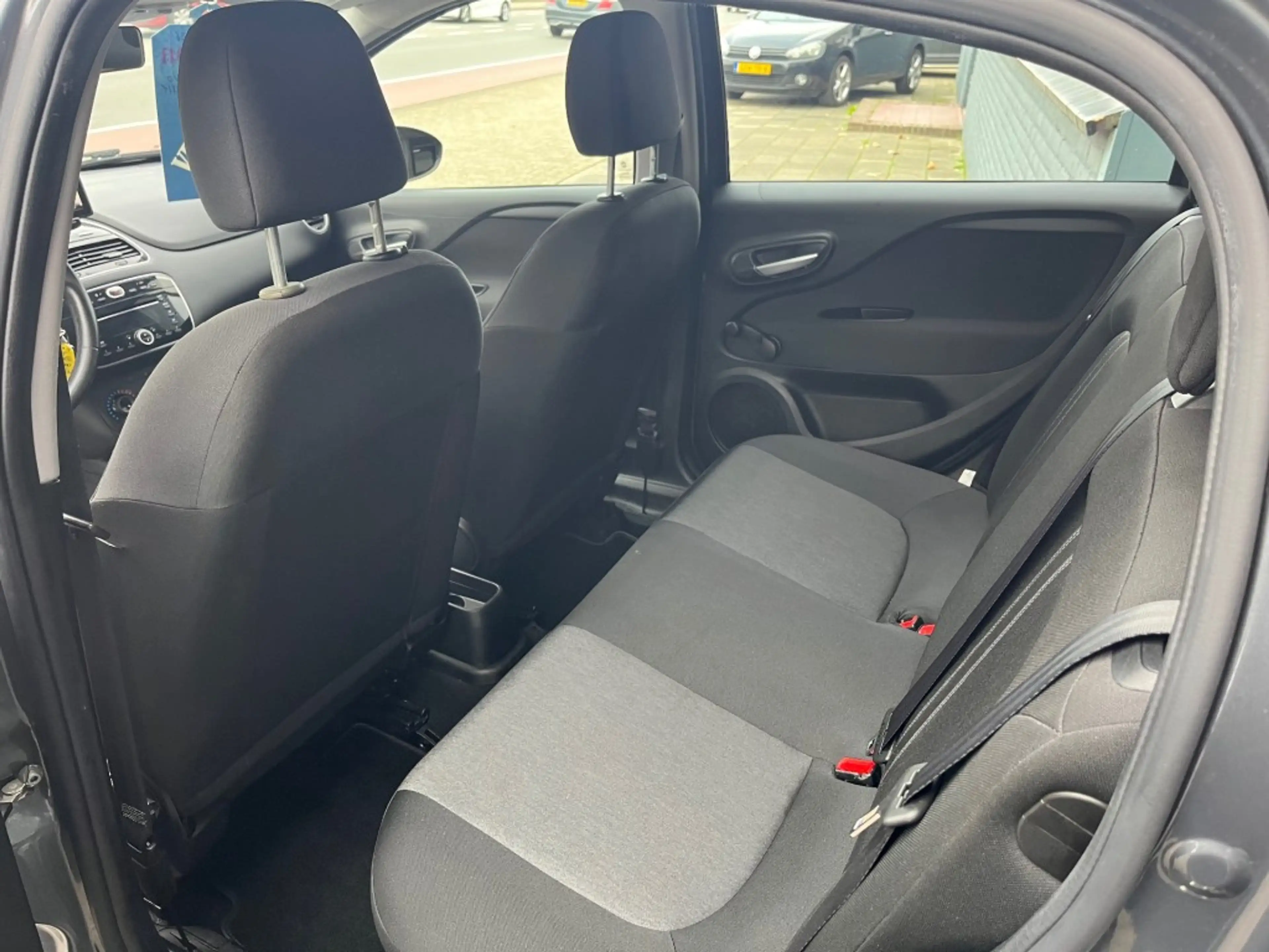 Fiat Punto 0.9 TWINAIR STREET — photo 4