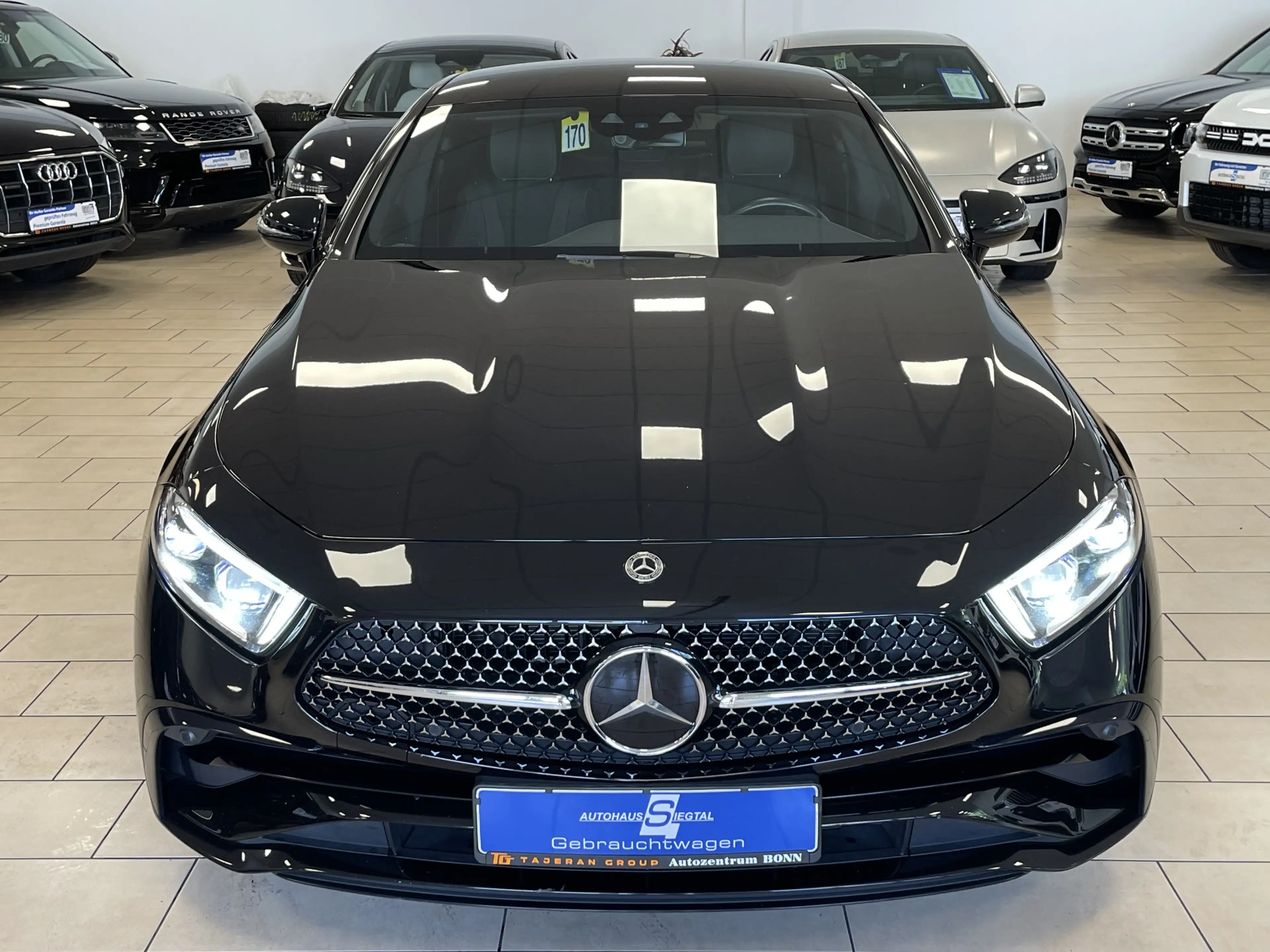 Mercedes-Benz CLS 220 AMG-Line*R-Cam*Ambiente*Leder*AHK*Navi* — photo 2