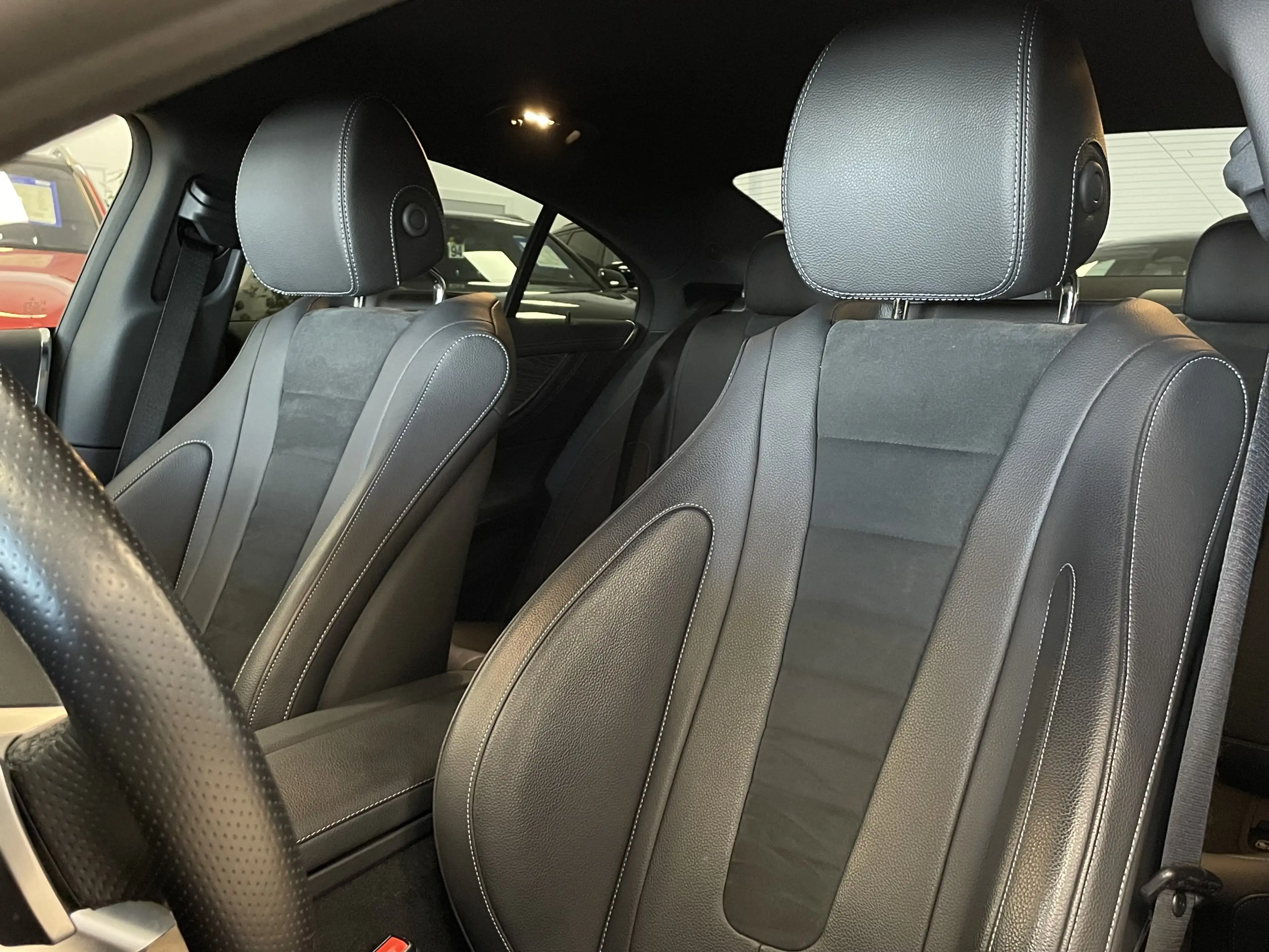 Mercedes-Benz CLS 220 AMG-Line*R-Cam*Ambiente*Leder*AHK*Navi* — photo 15