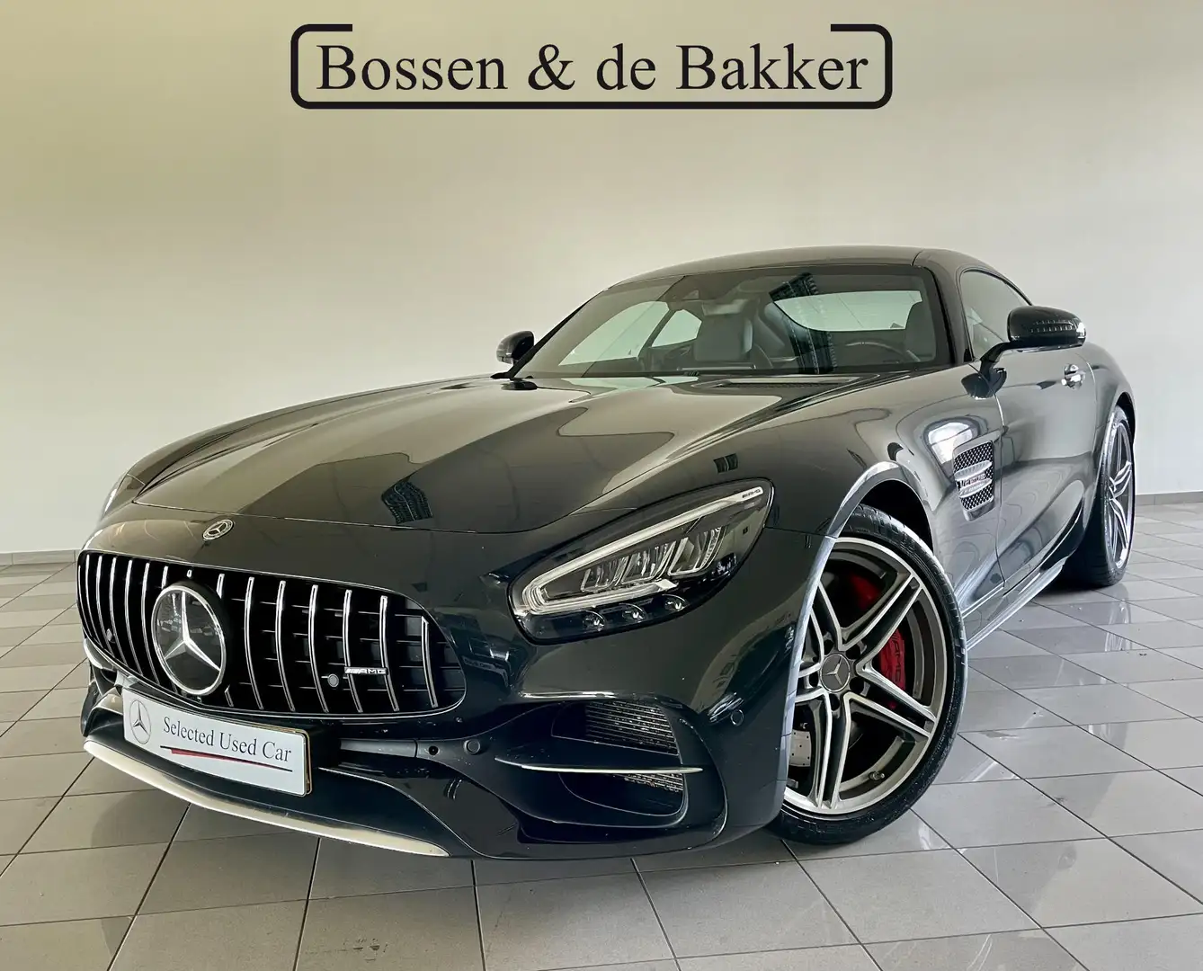 Mercedes-Benz AMG GT 4.0 S Premium | Panoramdak | Burmester | Distronic Zwart - 1