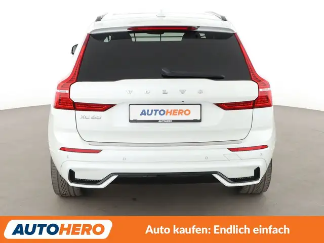 Volvo XC60 view 5