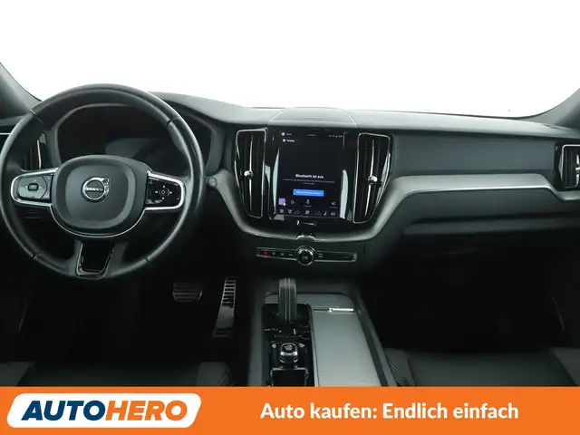 Volvo XC60 view 12