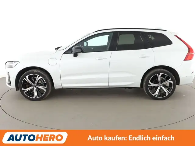 Volvo XC60 view 3