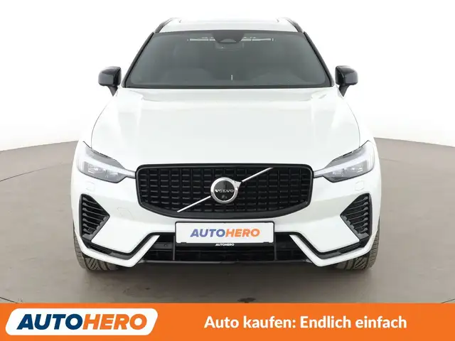 Volvo XC60 view 9