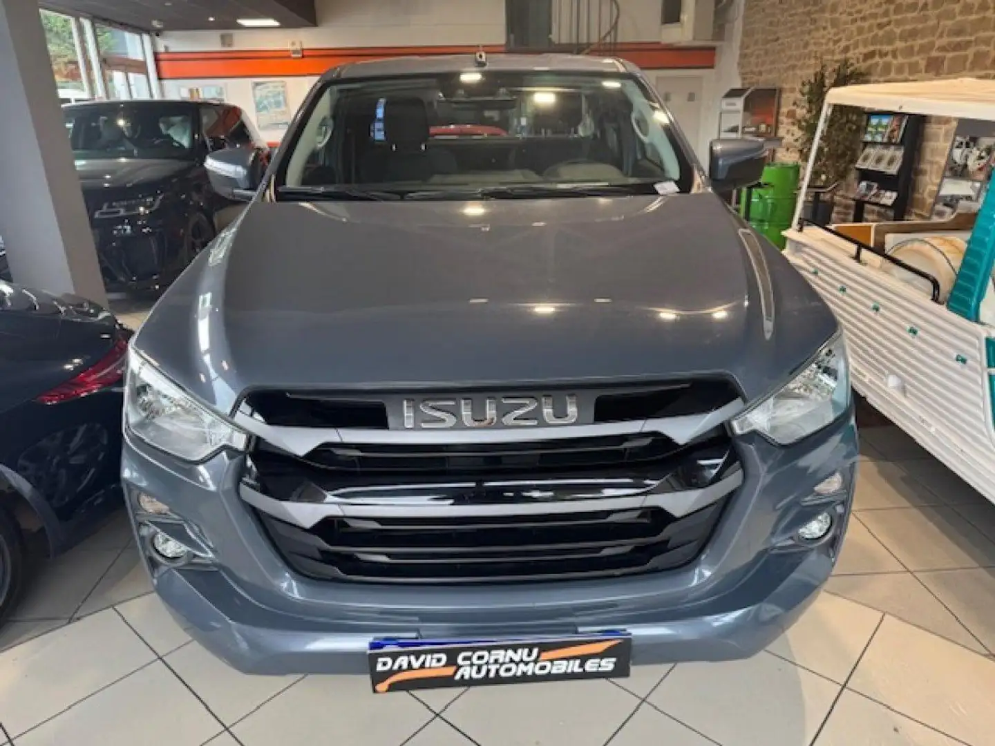Isuzu D-Max 1.9 D - BVA 4x4 N60 2020 PICK UP SPACE CABINE N 60 Gris - 2