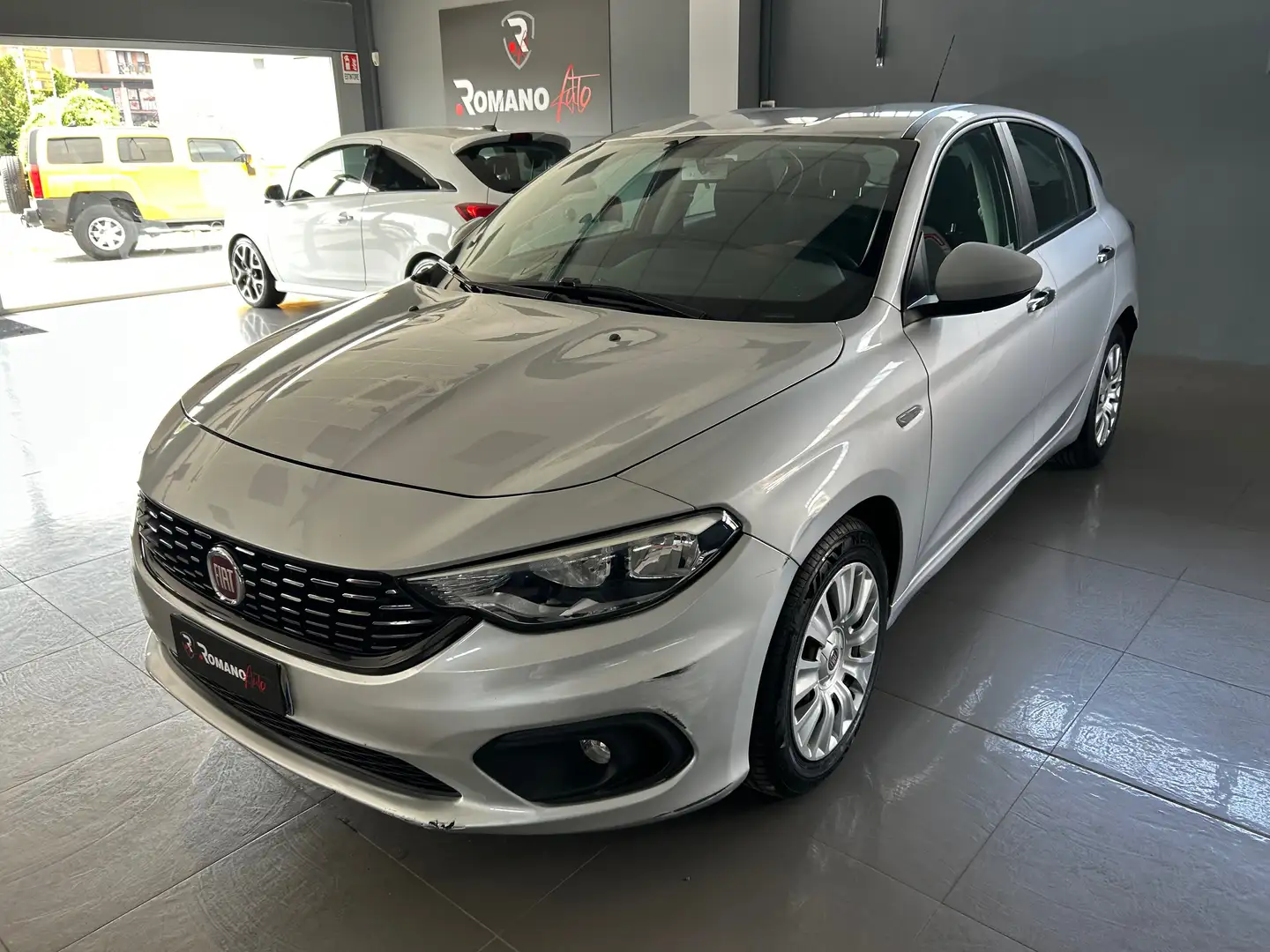 Fiat Tipo Tipo 5 porte II 2016 5p 1.4 Pop 95cv Argento - 2