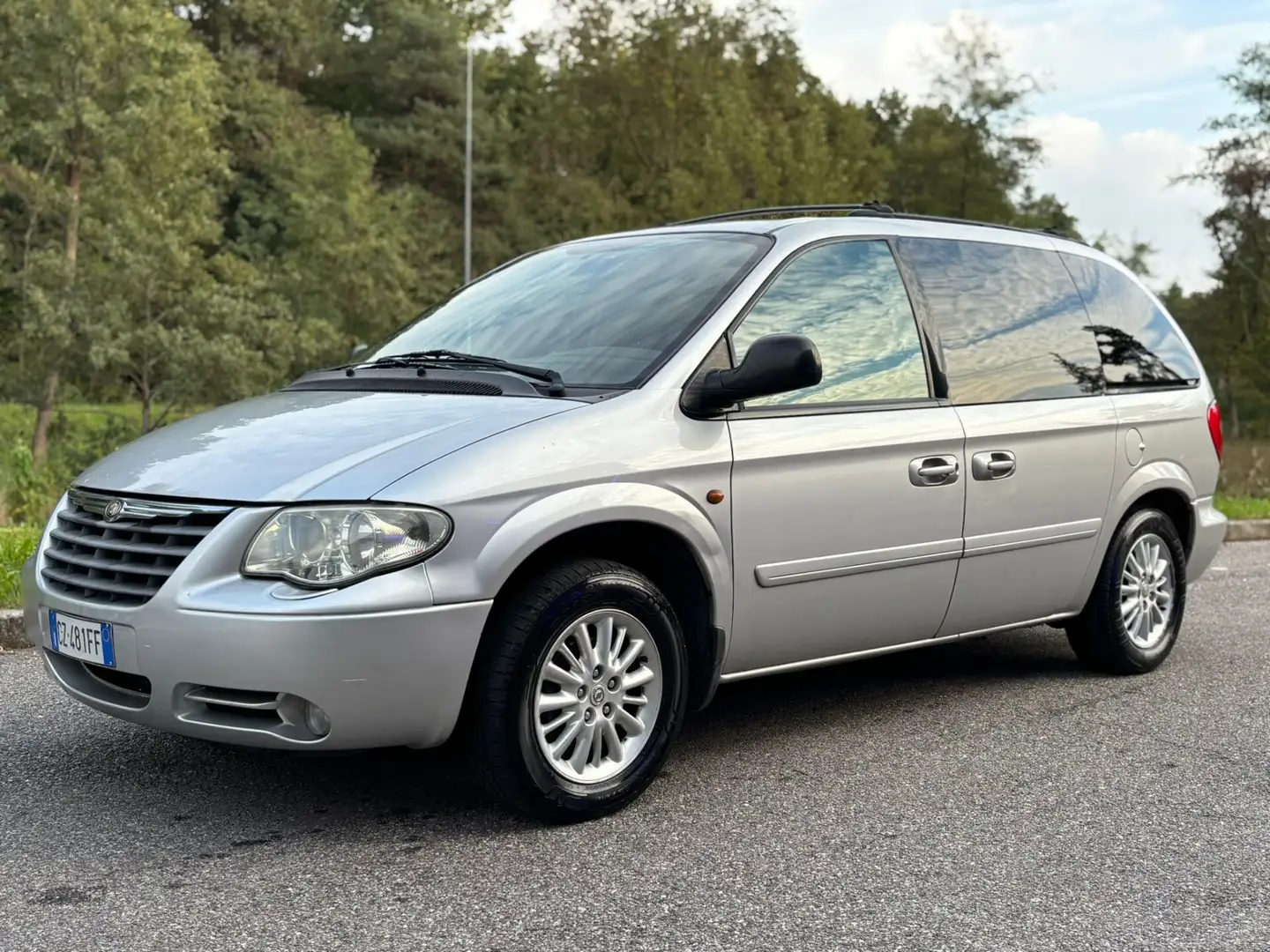 Chrysler Voyager Voyager 2.8 CRD LX Leather *Automatik*7Posti* Grigio - 2