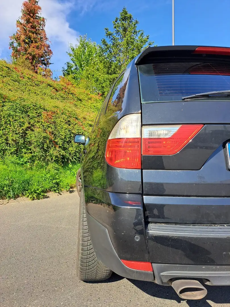 BMW X3 xDrive18d  TÜV NEU Allwetterreifen 235/55R17 - 1