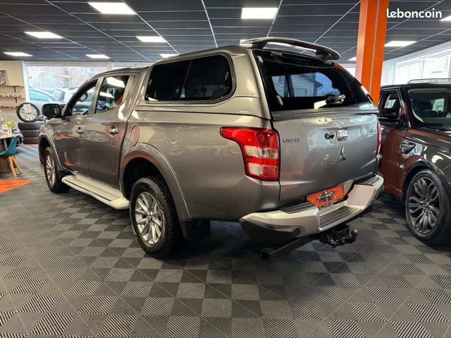 Mitsubishi L200 Double cabine 4WD 2.4 DI-D BVA 180 cv Garantie 12 mois - 2