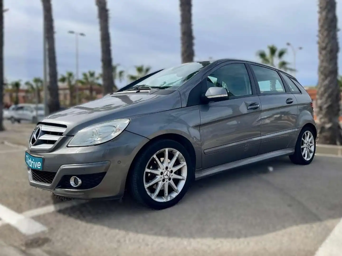Mercedes-Benz B 180 180CDI Autotronic Gris - 1