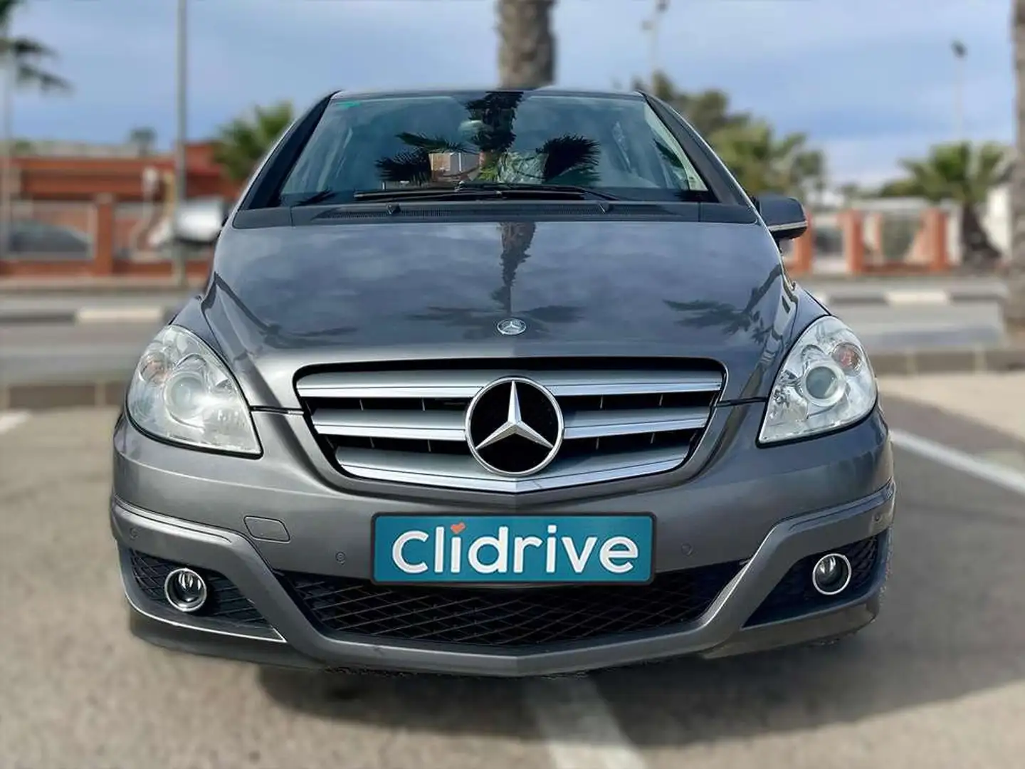 Mercedes-Benz B 180 180CDI Autotronic Gris - 2