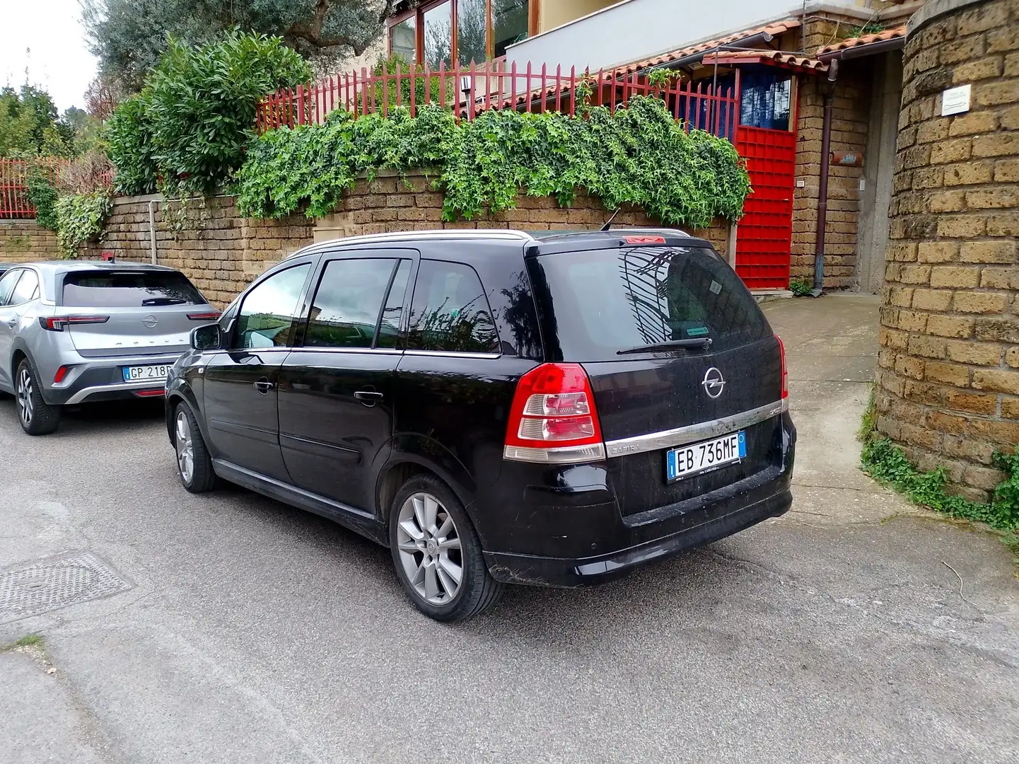 Opel Zafira 1.7 tdi Cosmo 125cv fap - 2