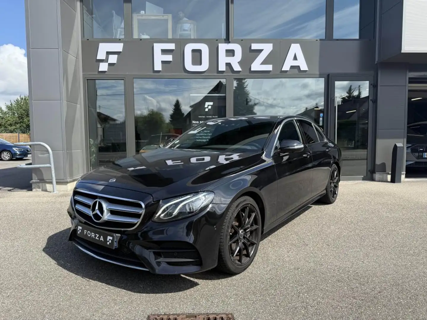 Mercedes-Benz E 220 E 220 d - BVA 9G-Tronic  BERLINE  Fascination Noir - 1