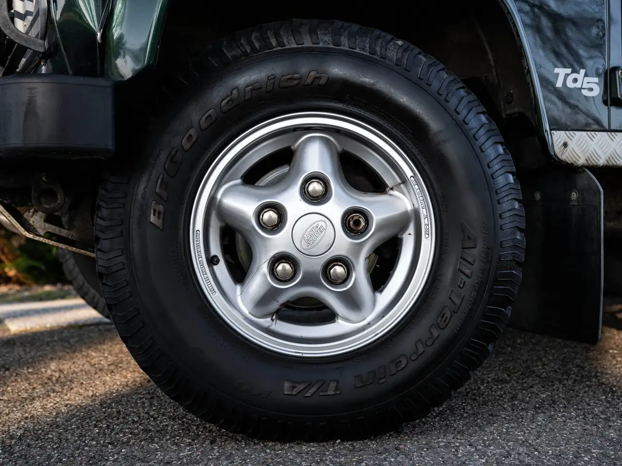 Land Rover Defender 2.5 Td5 90" Hard Top, foto 6