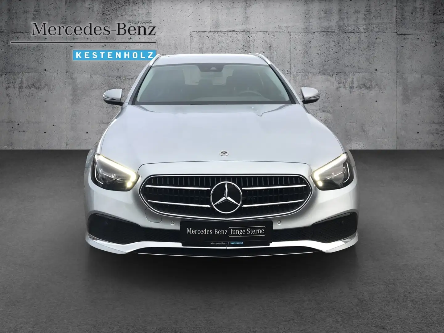 Mercedes-Benz E 200 E 200 d T AVANTGARDE+KAMERA+LED+TOTW+MBUX+SHZ Navi Argent - 2