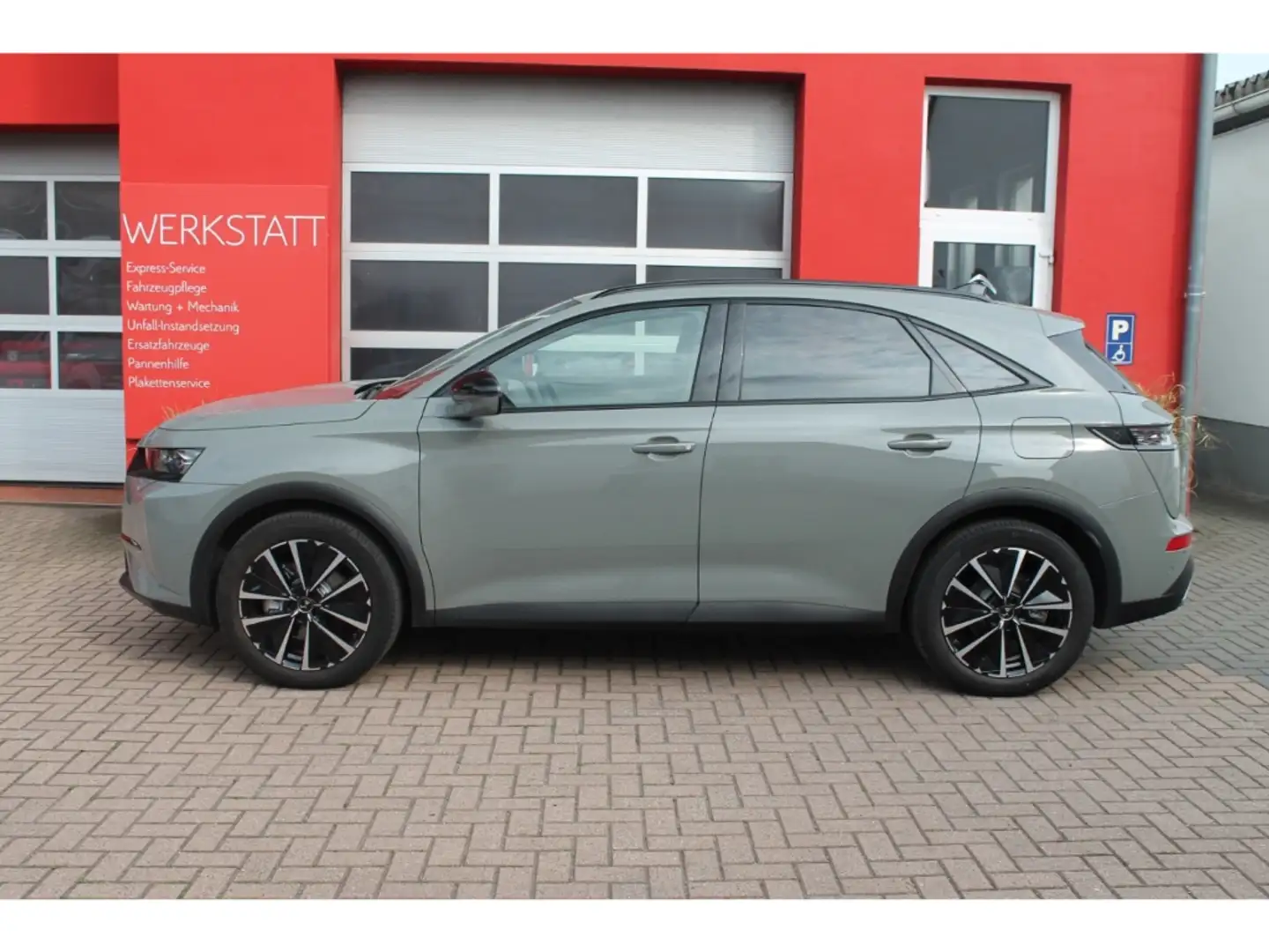 DS Automobiles DS 7 E-Tense225 Opera Hybrid Pano AHK Leder Matrix Gris - 2