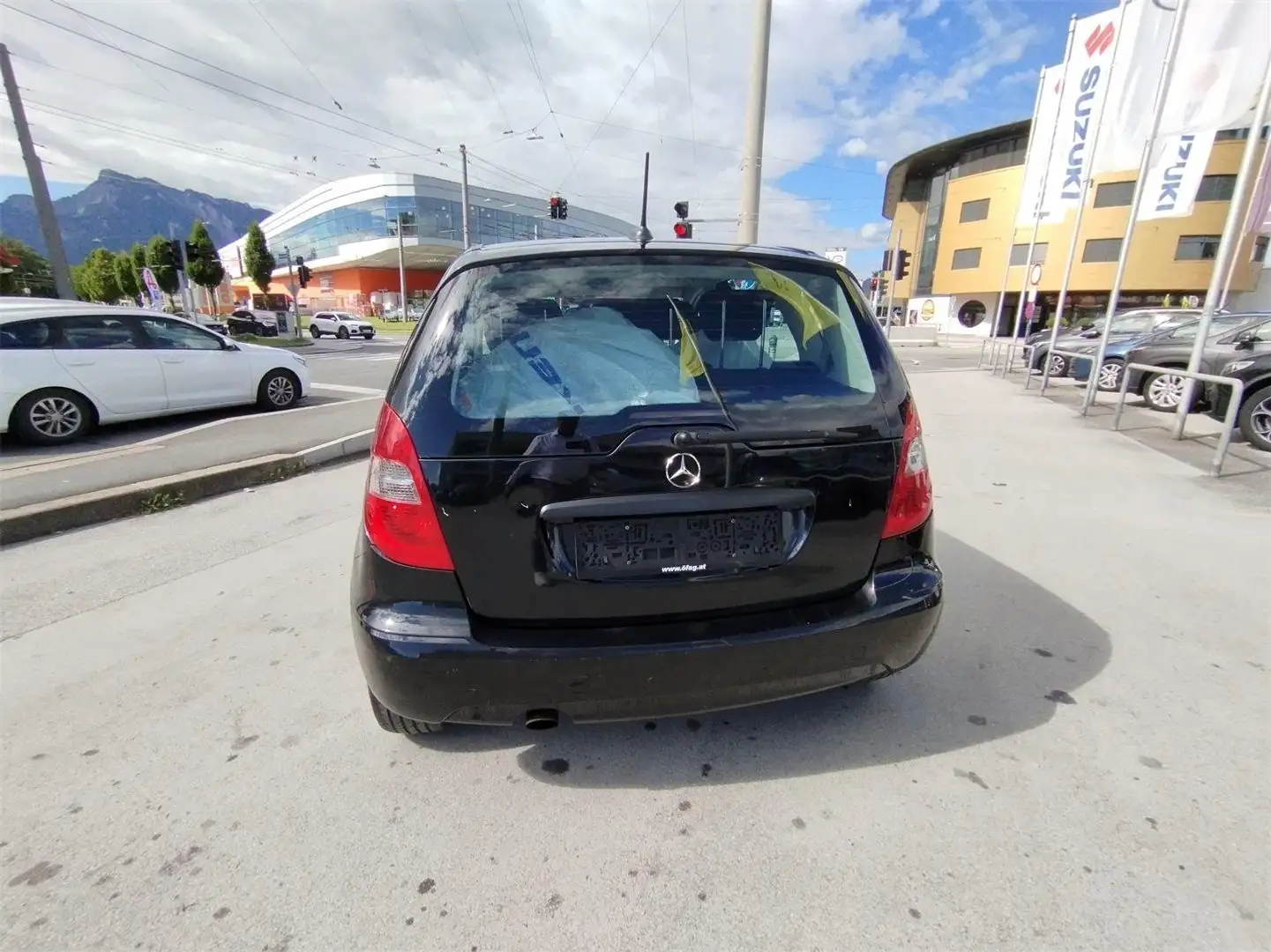 Mercedes-Benz A 160 A-Edition BlueEfficiency Schwarz - 2