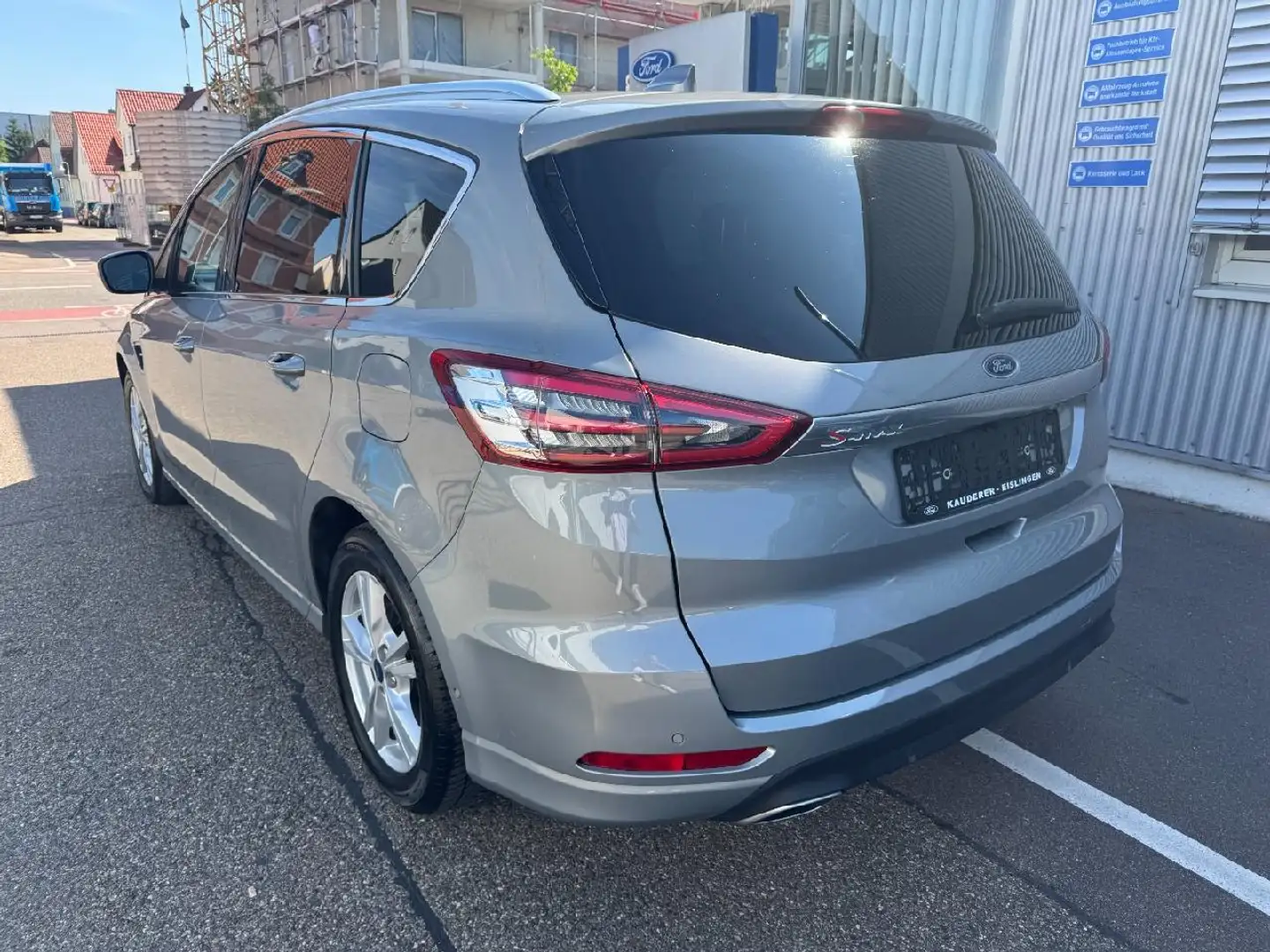 Ford S-Max Titanium Grau - 2