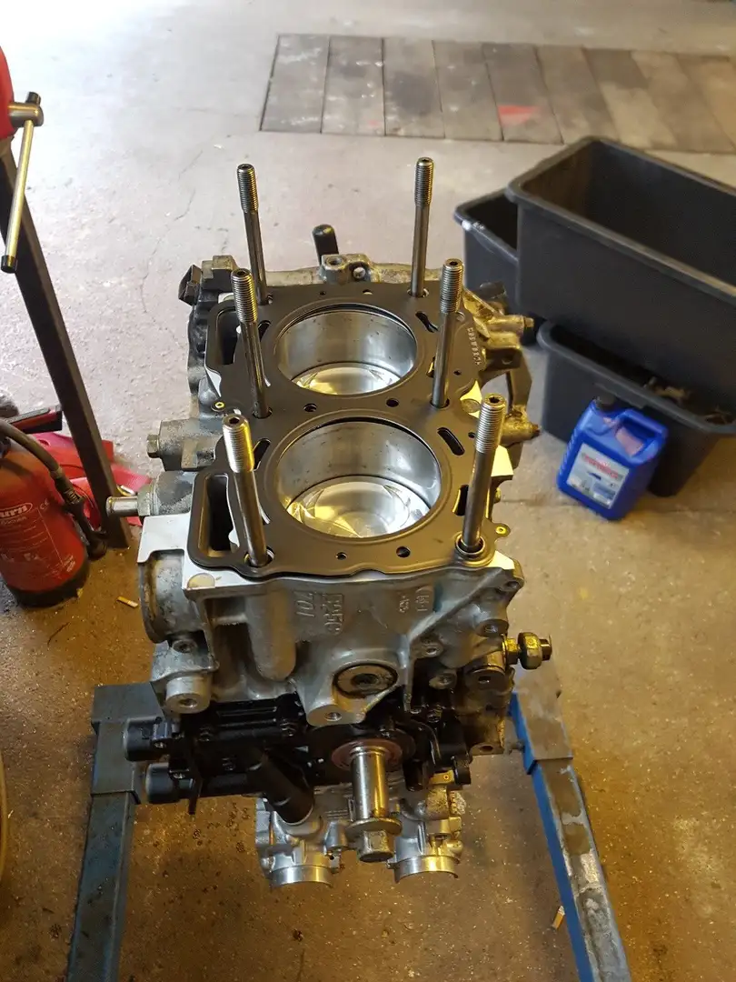 Subaru Forester STI JDM Weiß - 2