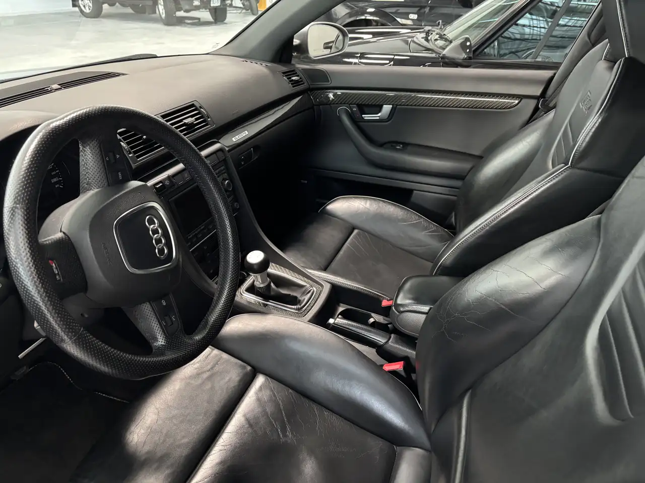 Audi RS4 снимка Audi RS4