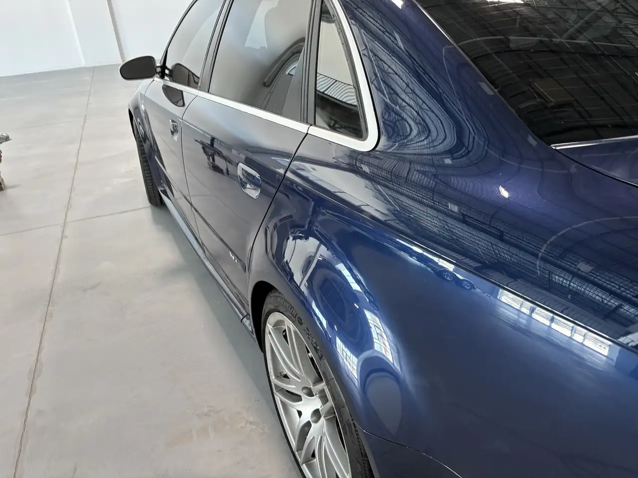 Audi RS4 снимка Audi RS4