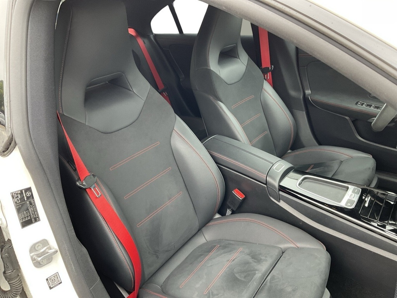 Mercedes-Benz CLA 35 AMG AMG CLA 35 4M PANO/MULTI/BURM/NIGHT/KEY — photo 12