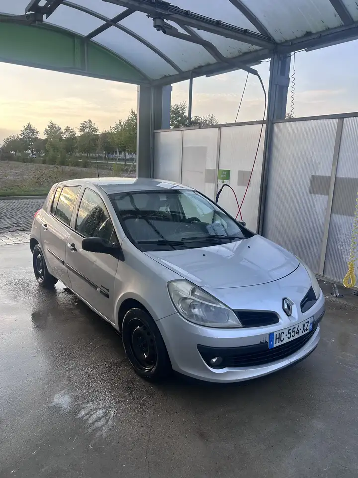 Renault Clio Grandtour — photo 3