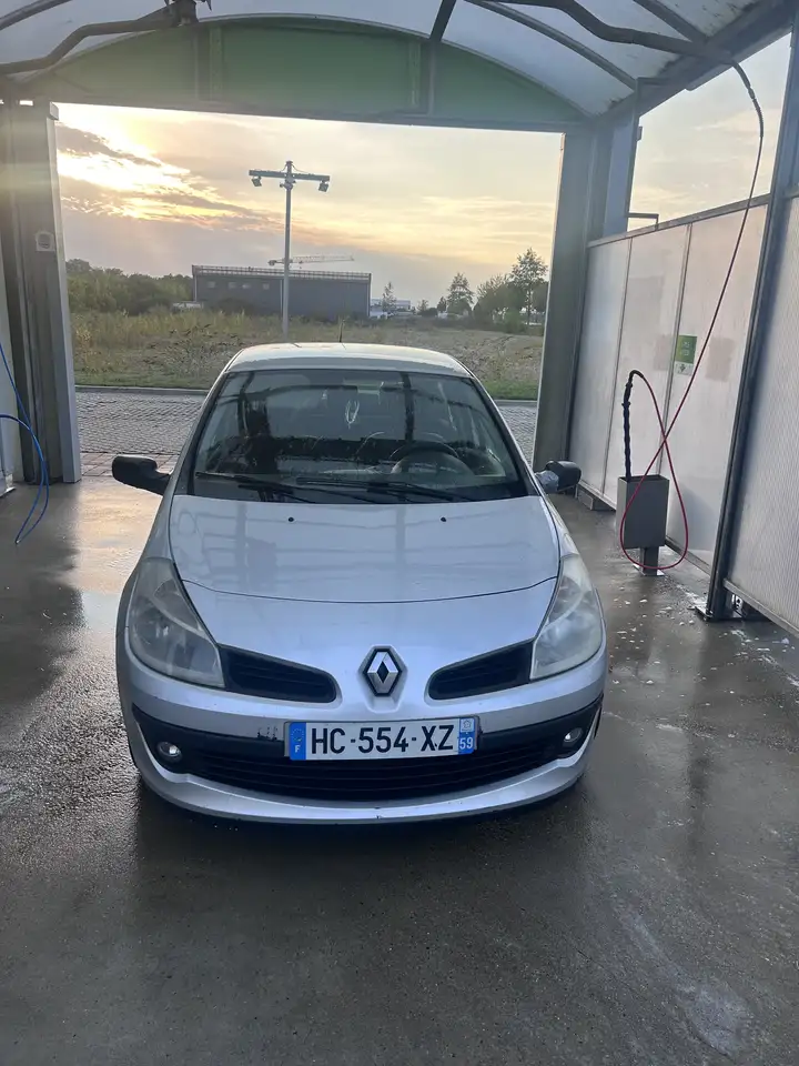 Renault Clio Grandtour — photo 2