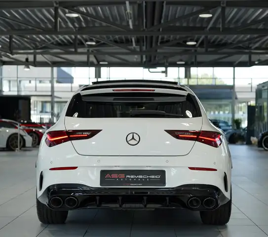 Mercedes-Benz Cla Class view 9