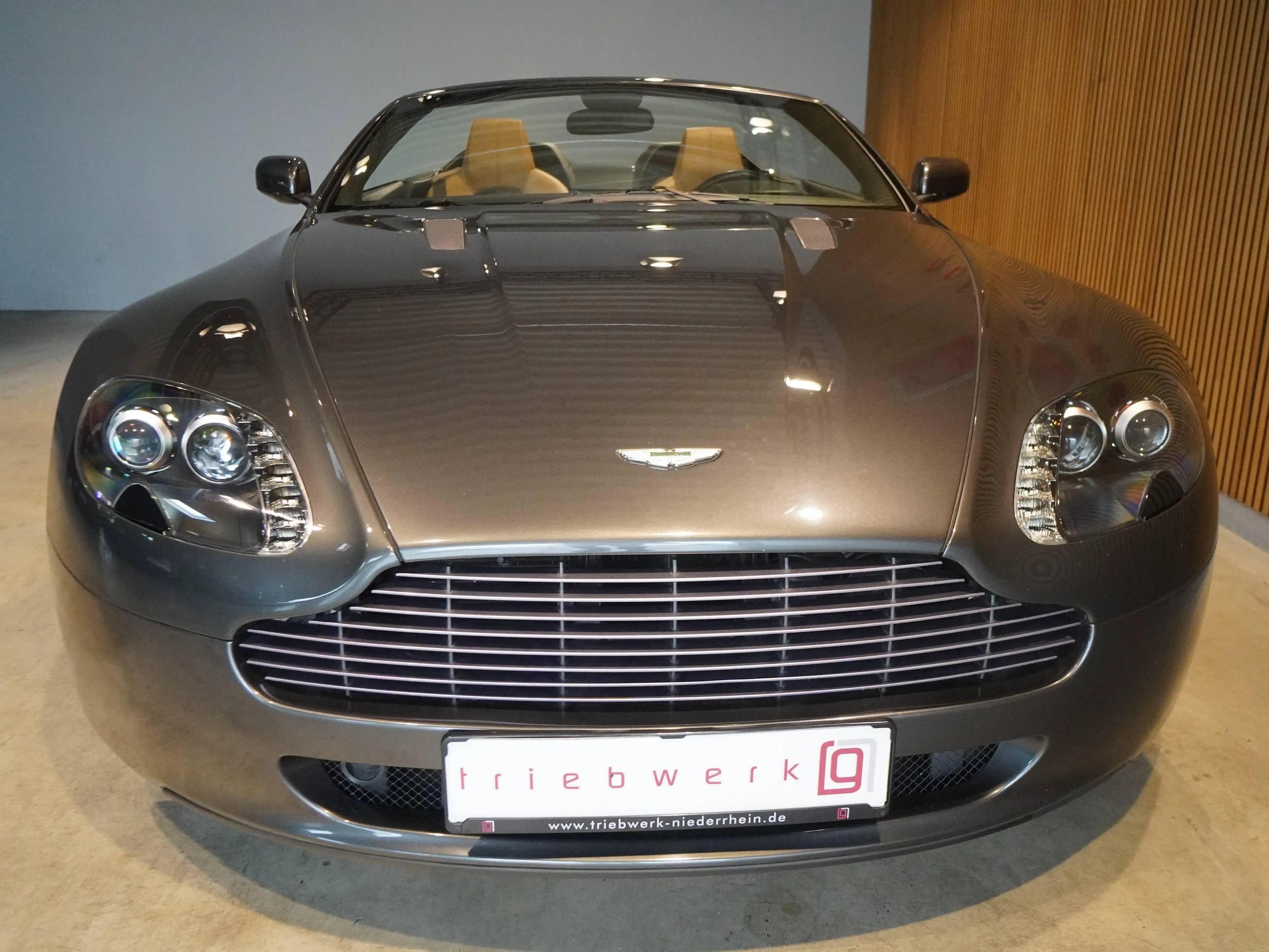 Aston Martin Vantage V8 Vantage Roadster Sportshift-45000 KM-U-frei- — photo 14