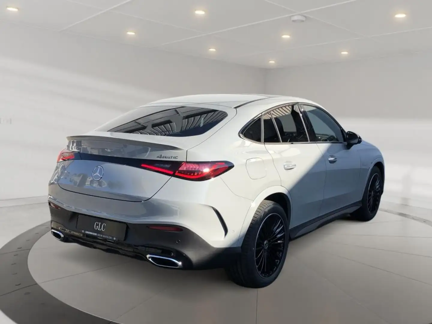 Mercedes-Benz GLC 300 d 4MATIC Coupe +EditonAMG+20Z+Night+AHK Grau - 2