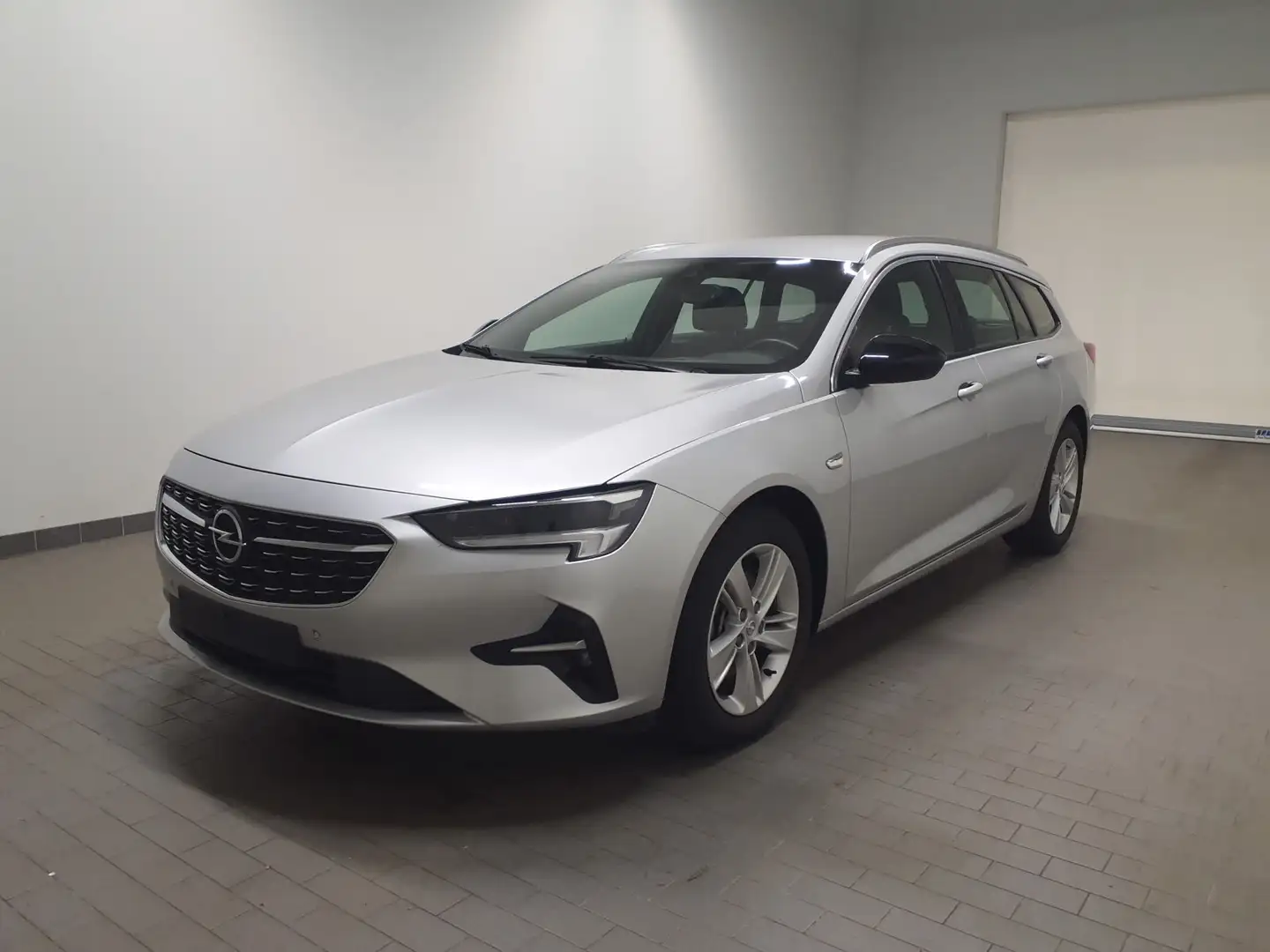 Opel Insignia Elegance Sports Tourer NAV LED APPLINK PDC AC Silber - 1