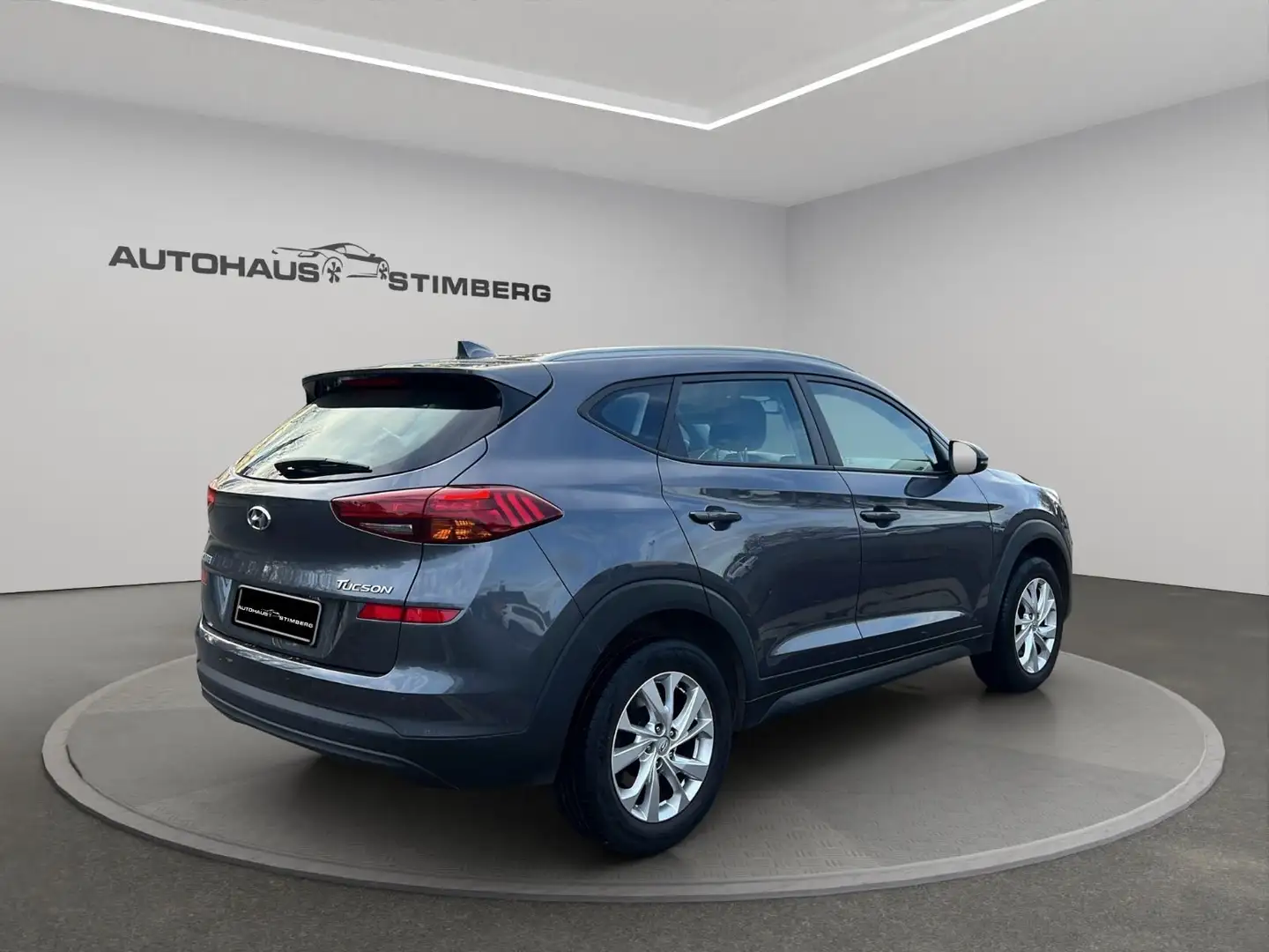 Hyundai TUCSON Trend 2WD*KAMERA*PDC*SHZ*TEMPOMAT*1. HAND Grau - 2