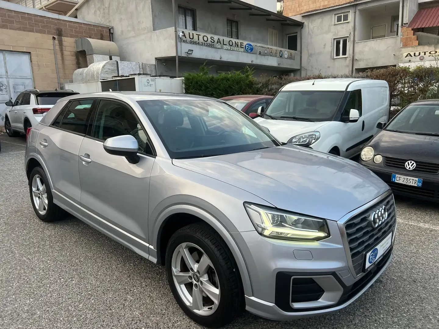 Audi Q2 1.6 tdi Sport Argento - 1