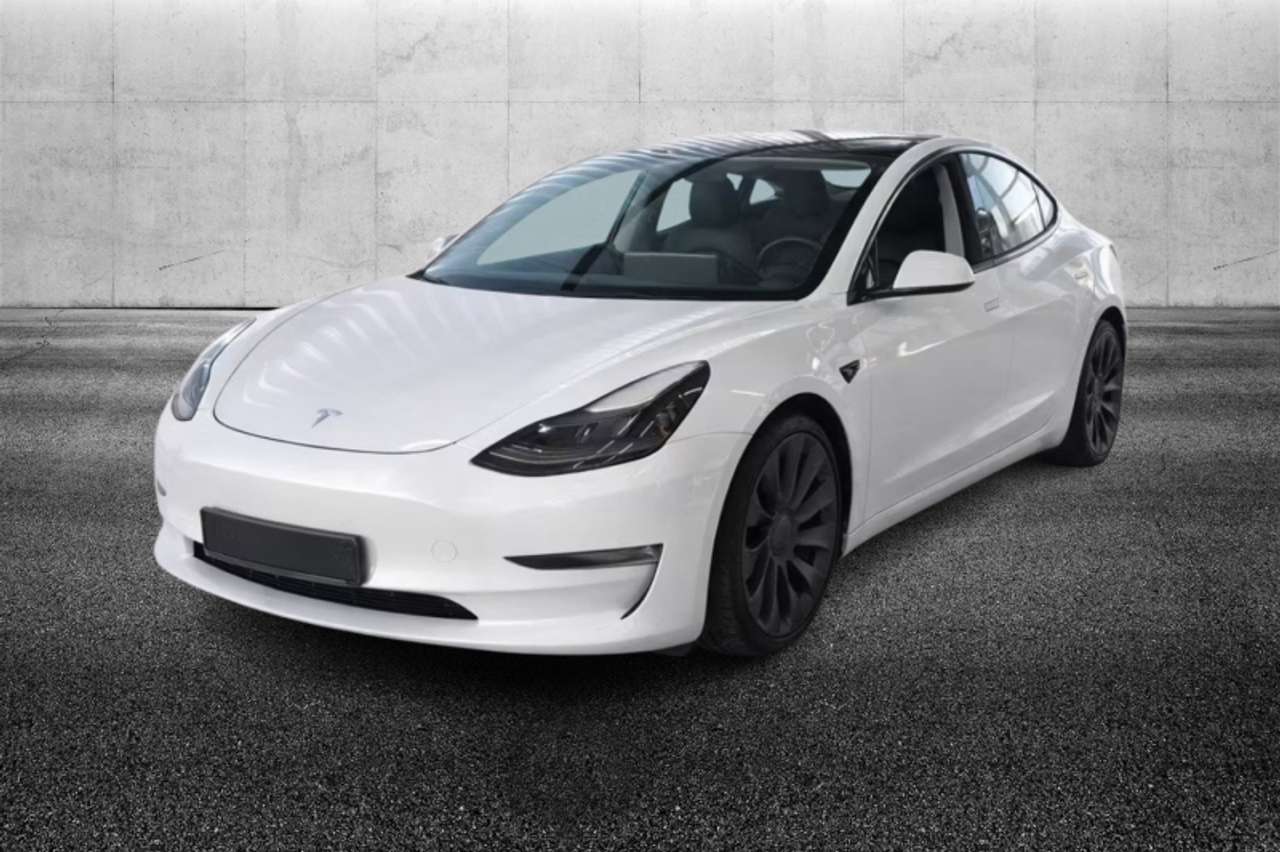 Tesla Model 3 Long Range Performance AWD