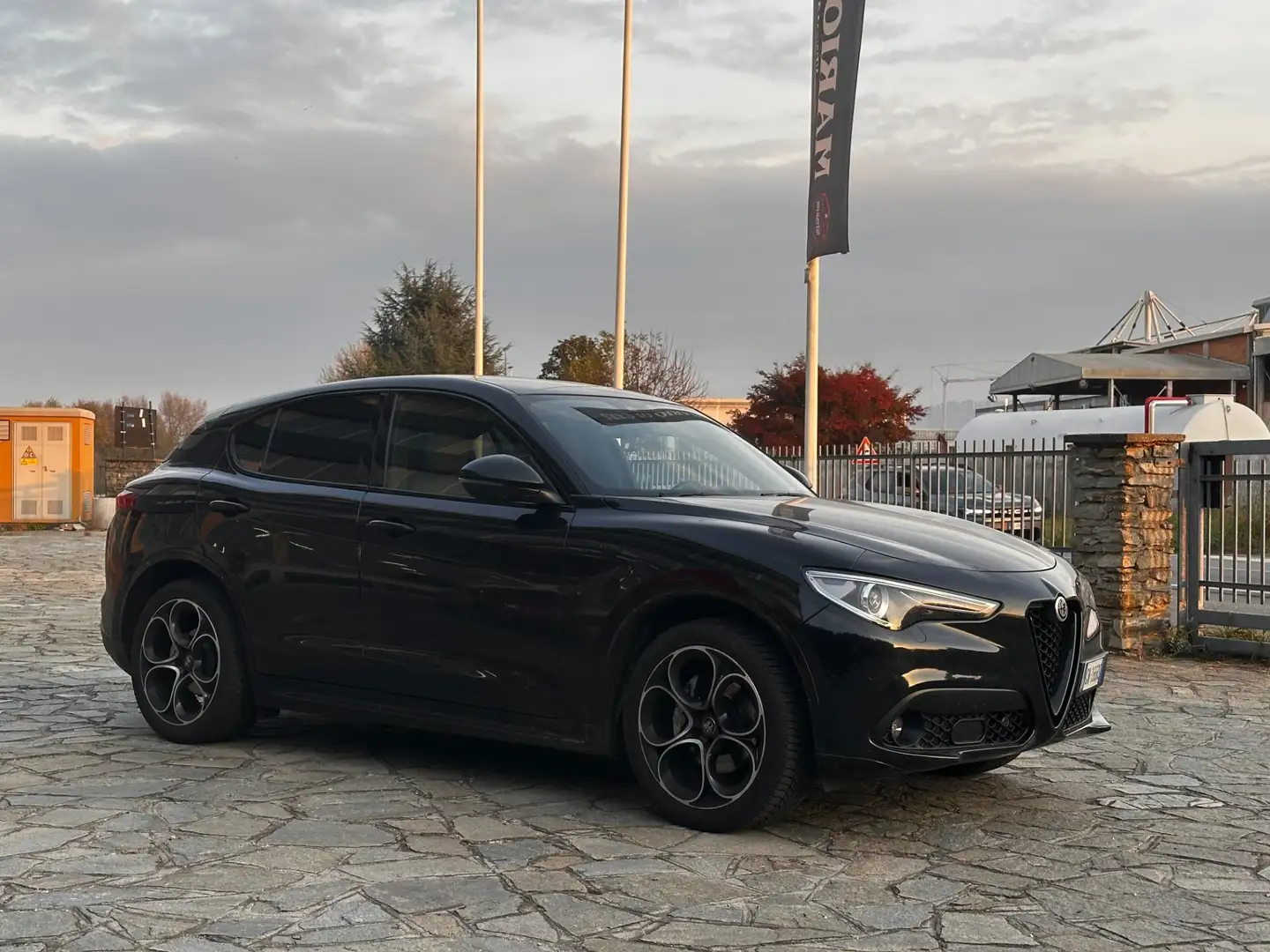 Alfa Romeo Stelvio Stelvio 2.2 Turbodiesel 210 CV AT8 Q4 Veloce Schwarz - 2