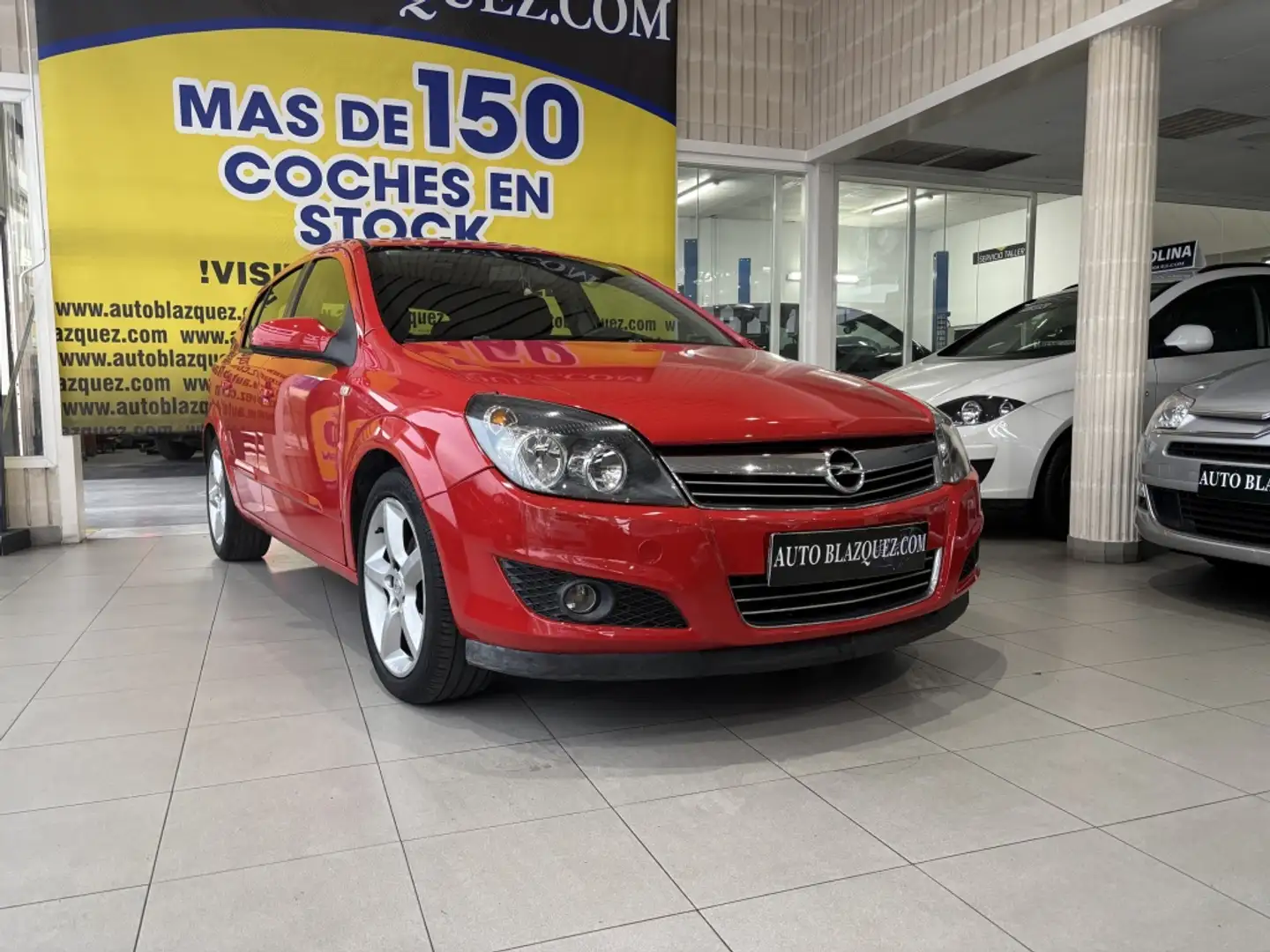 Opel Astra 1.7CDTi Cosmo Rouge - 1