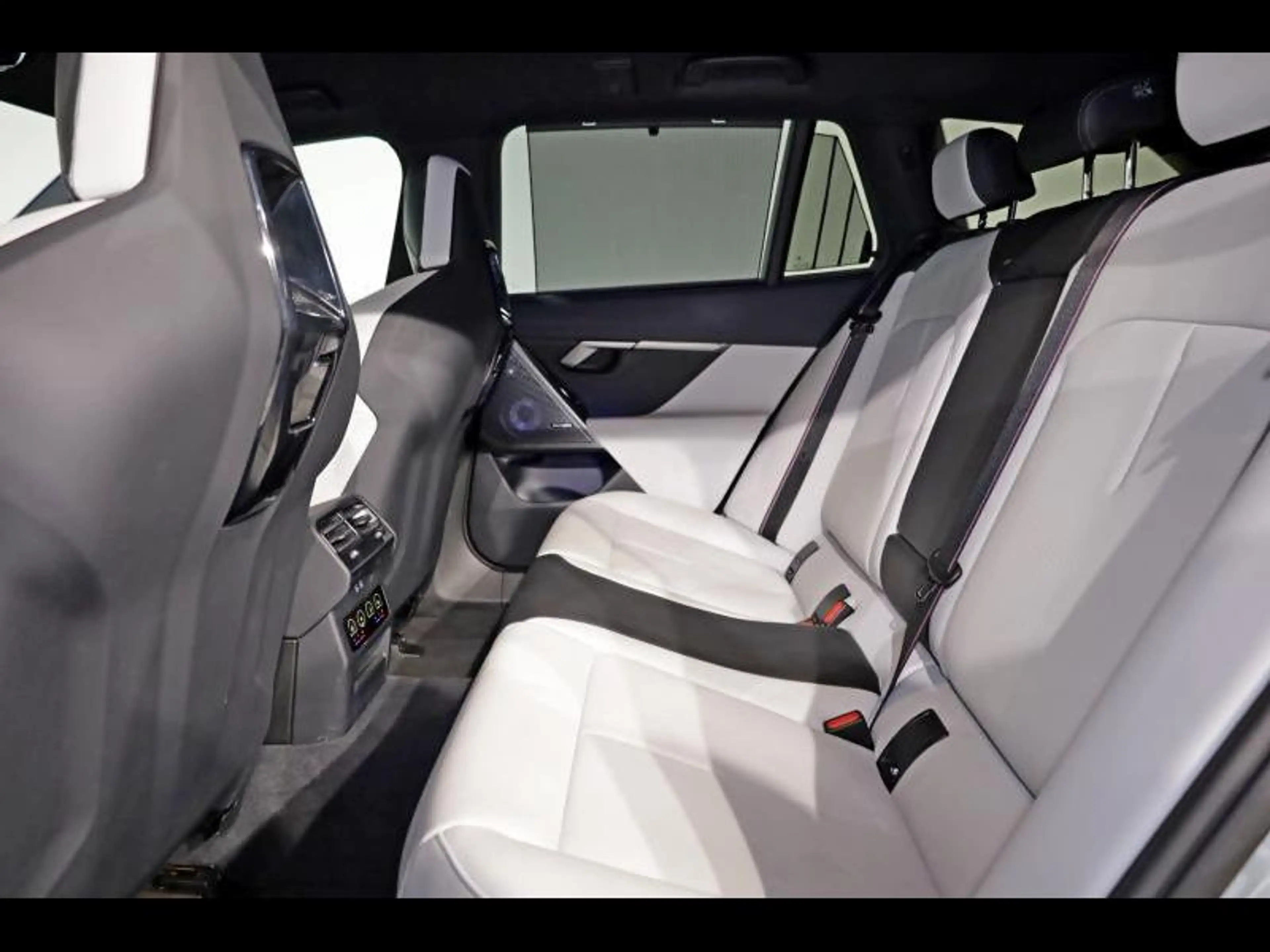 BMW M5 Touring M5 Touring — photo 10