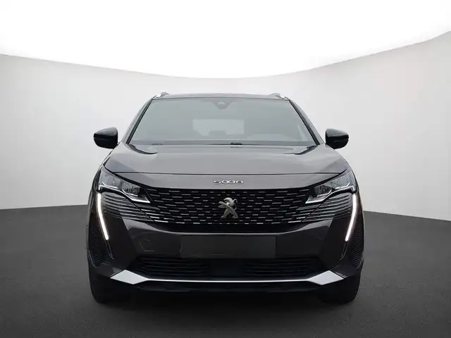 Peugeot 5008 view 2