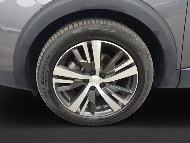 Peugeot 5008 view 8