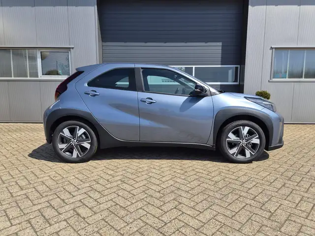 Toyota Aygo X view 6