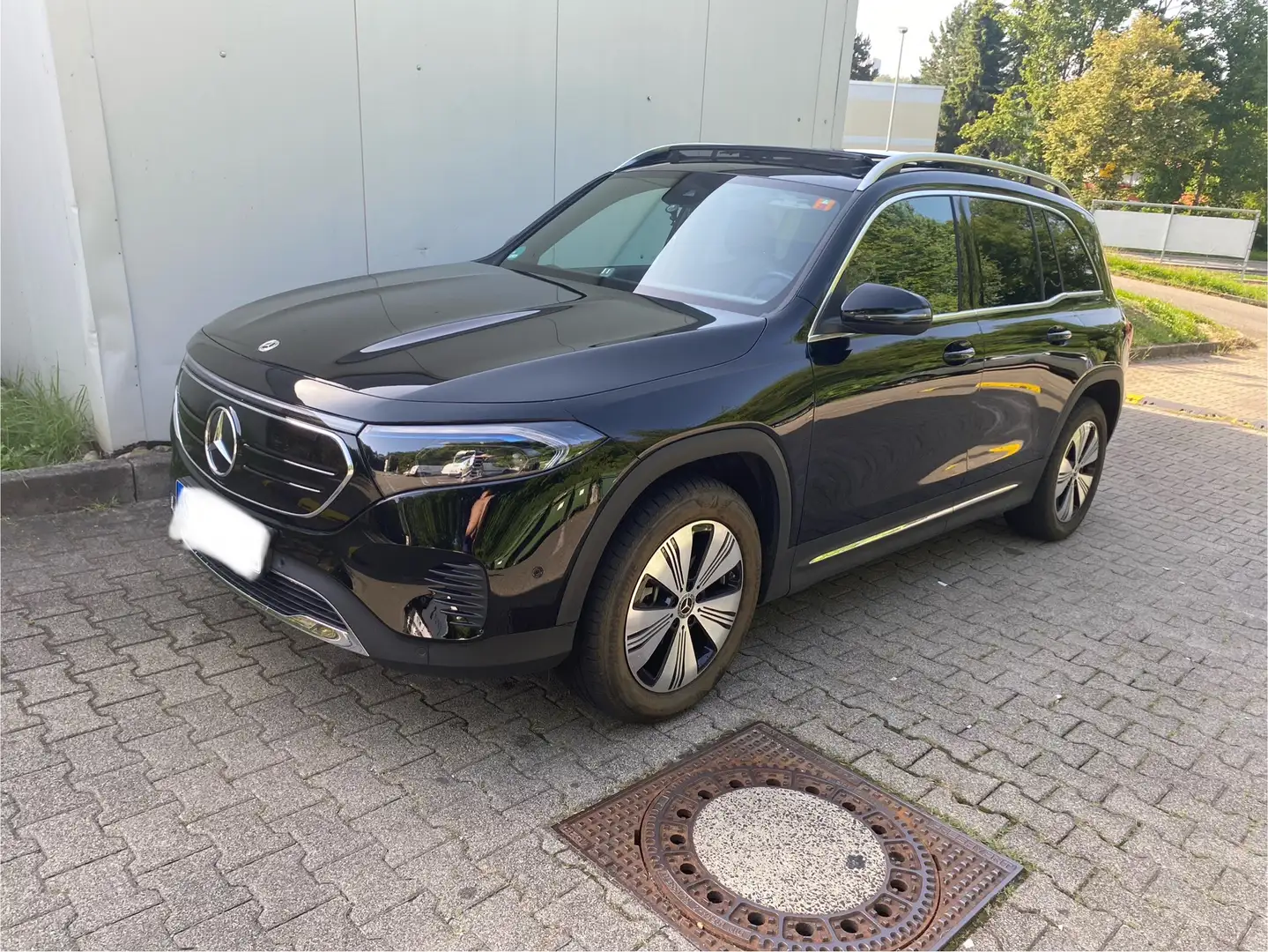 Mercedes-Benz EQA 250 EQB + - 1
